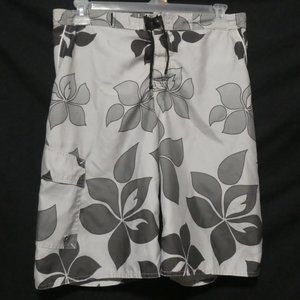 OLD NAVY | size 18 | Floral Print Swim Trunks | Mesh Lining